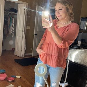 Meet your Posher, Emily